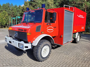 Feuerwehrwagen Unimog 437/20 SW 2000