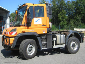 Zugmaschine Unimog U423 NKS-Z-UGE-43