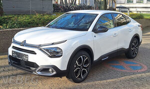Pkw Citroen e-C4 X Shine