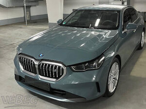 Pkw BMW i5 eDrive40