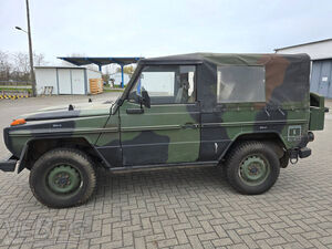 Geländewagen Mercedes 250 GD