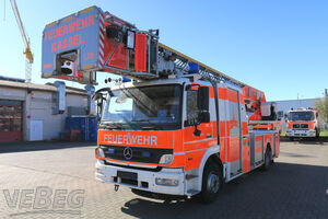 Kraftfahrdrehleiter Mercedes 1228 Atego